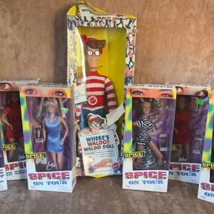 Spice Girls On Tour Dolls Set of 5 and 1997 Where's Waldo Doll in Box