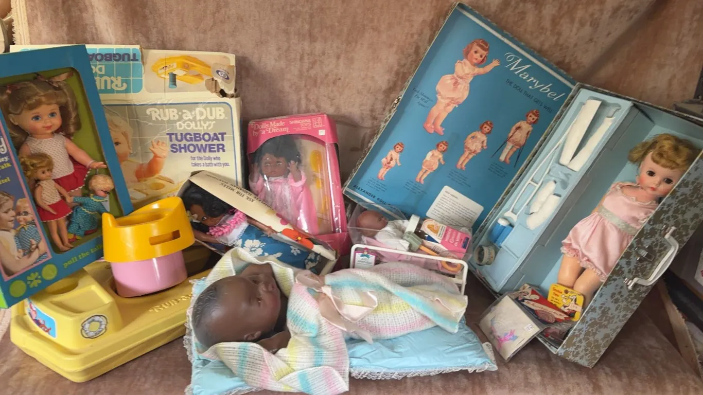 Vintage Dolls and Playsets Including Marybel, Barbie Deeries, and Bath Toys