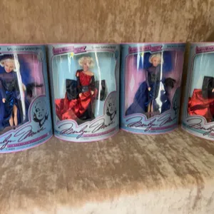 4 Marilyn Monroe Collector's Series Dolls in Box Spectacular Showgirl & Superstar