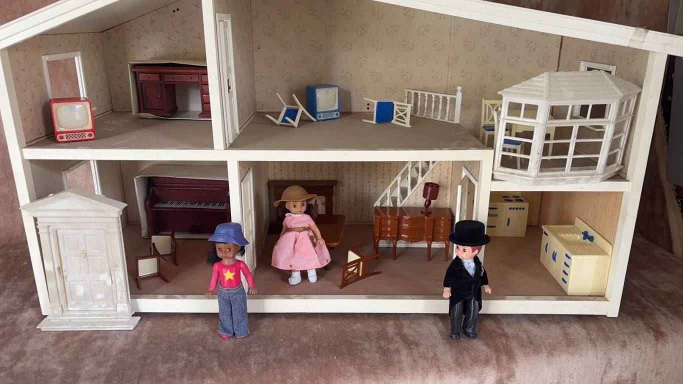 Lundby Dollhouse with Miniature Furniture, Accessories, and Three Dolls