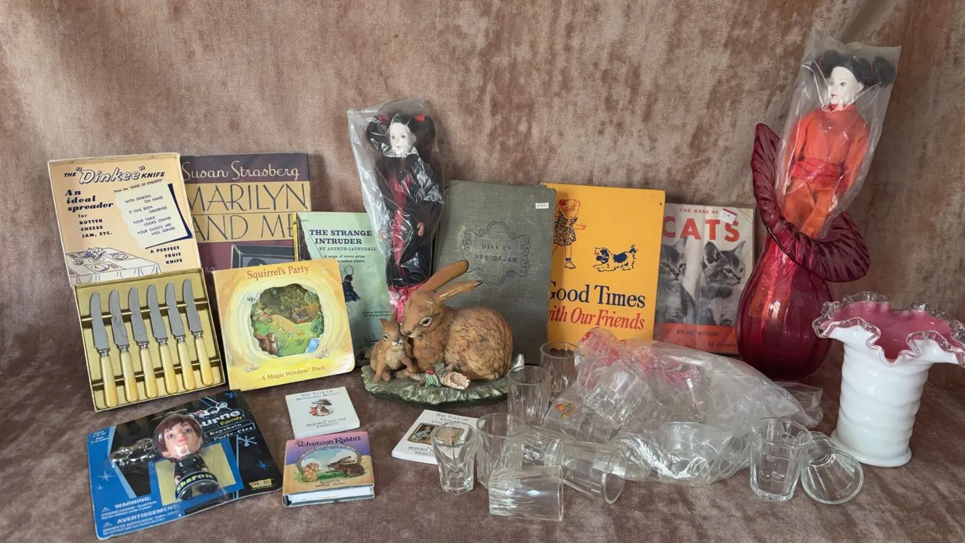 Vintage Lot: Books, Signed Knives, Art Glass Vases, Dolls, Figurines, Glassware