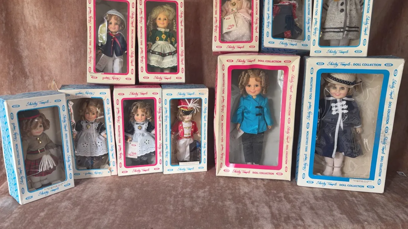 Shirley Temple Doll Collection by Ideal, 10 Boxed Dolls Assorted Outfits