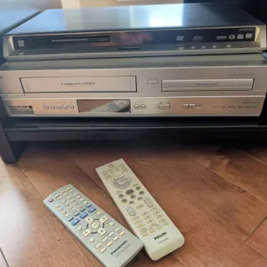 Panasonic DVD-S42 DVD Player and Philips DVP320V DVD/VCR Combo with Remotes