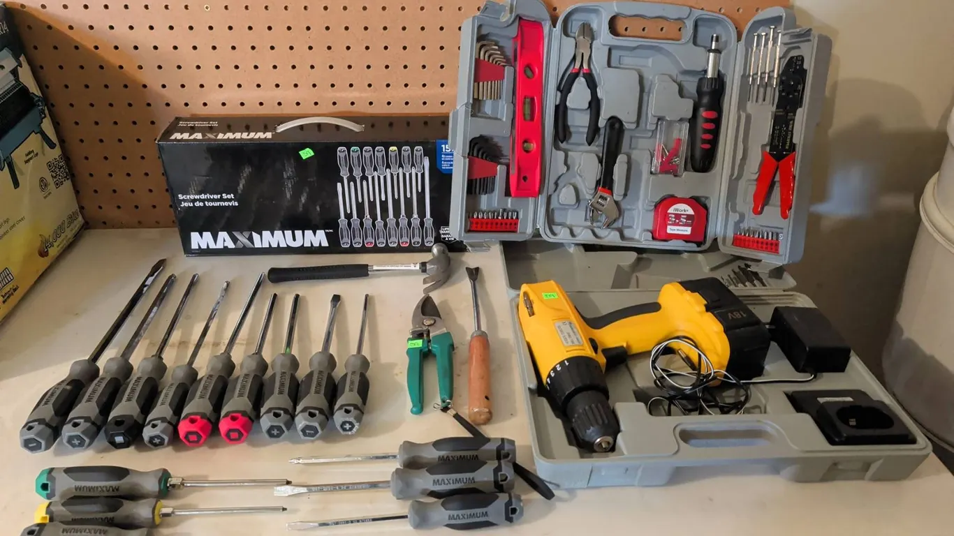 Maximum Screwdriver Set, Hand Tool Kit, Cordless Drill with Charger and Accessories