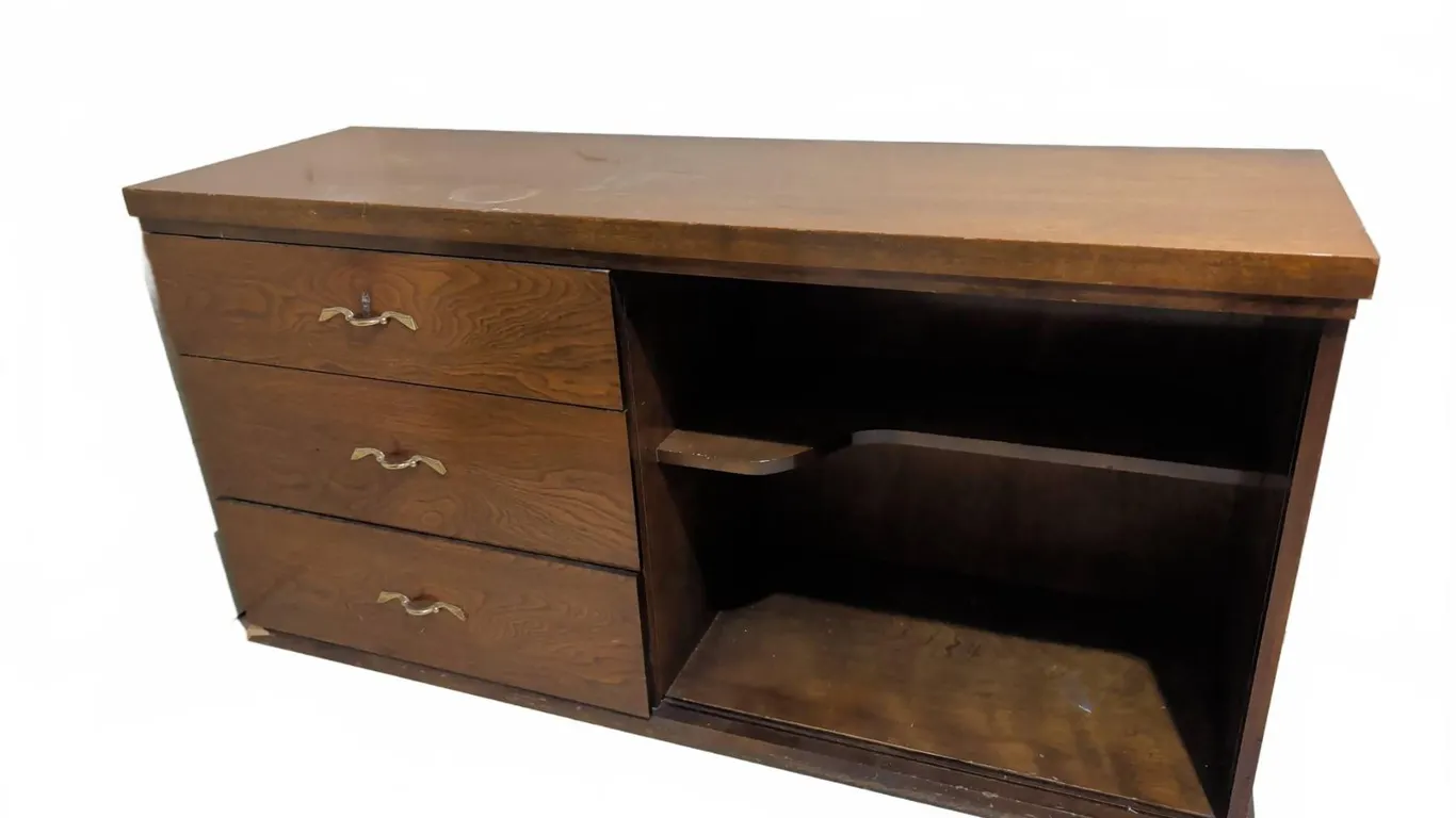 Wooden Sideboard with 3 Drawers, Open Shelf Compartment, and Detachable Legs