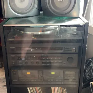Technics Hi-Fi System With Turntable and Vinyls