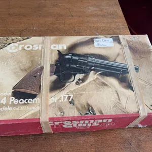 Crosman Model 44 Peacemaker Air Gun in Box