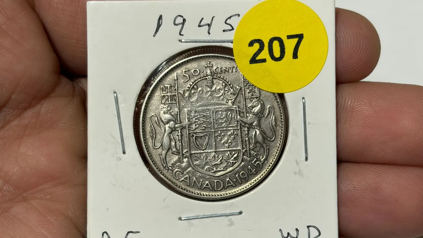 1945 Canadian Half Dollar, BLUNT 5,WIDE DATE