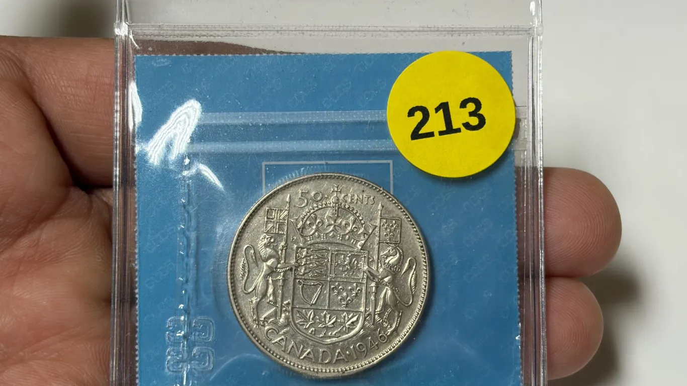 1946 Canada Silver 50 Cents - Wide Date - F-15 - CCCS.