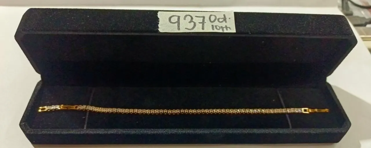 17) NEW 18K Gold Plated 2.5mm Simulated Diamond (CZ) Tennis Bracelet