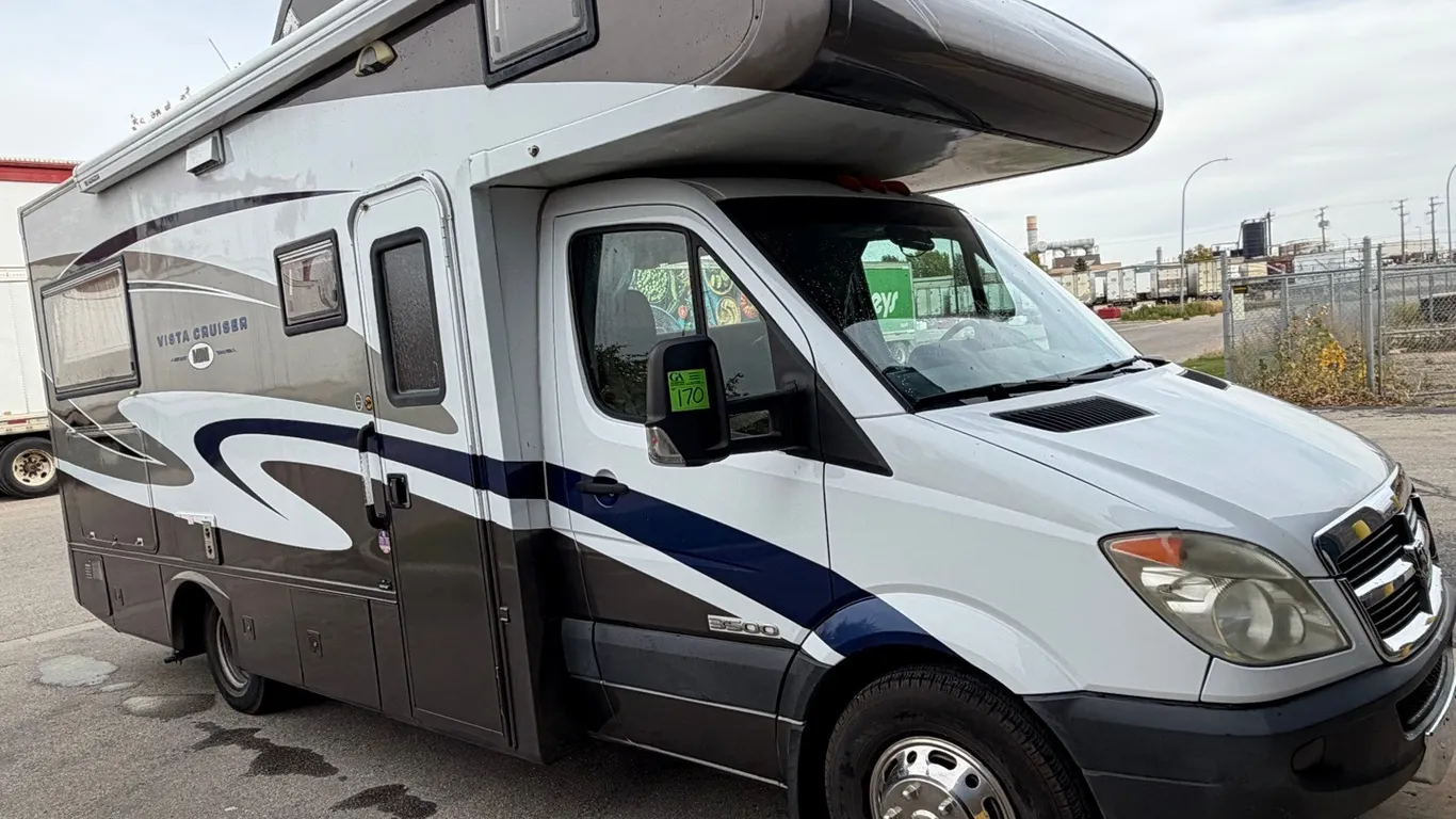 2008 Gulf Stream Vista Cruiser Mini Class C Motorhome – Dodge Sprinter 3500 Diesel -Mercedes.