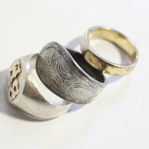 4 ESTATE COSTUME RINGS SILVER PLATED + GOLD PLATED
