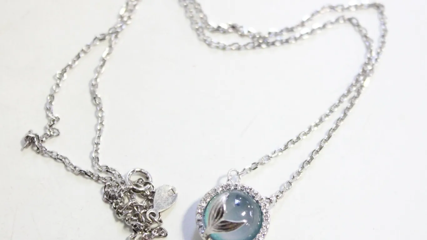 NEW 925 STERLING SILVER MERMAID'S TAIL BLUE