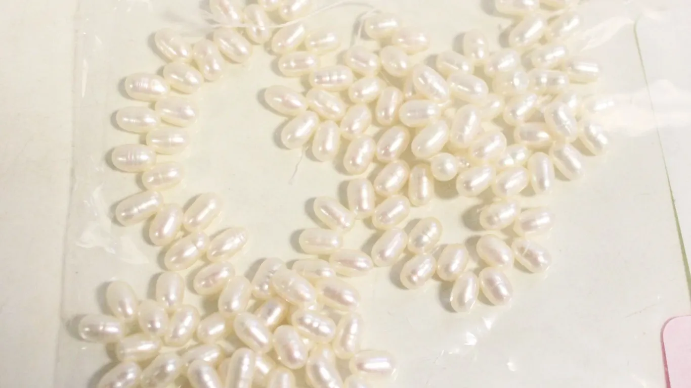 STRING OF NATURAL FRESH WATER PEARLS