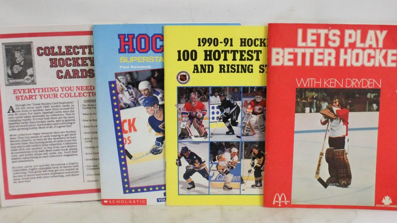 VINTAGE (30) HOCKEY COLLECTOR MAGAZINE'S