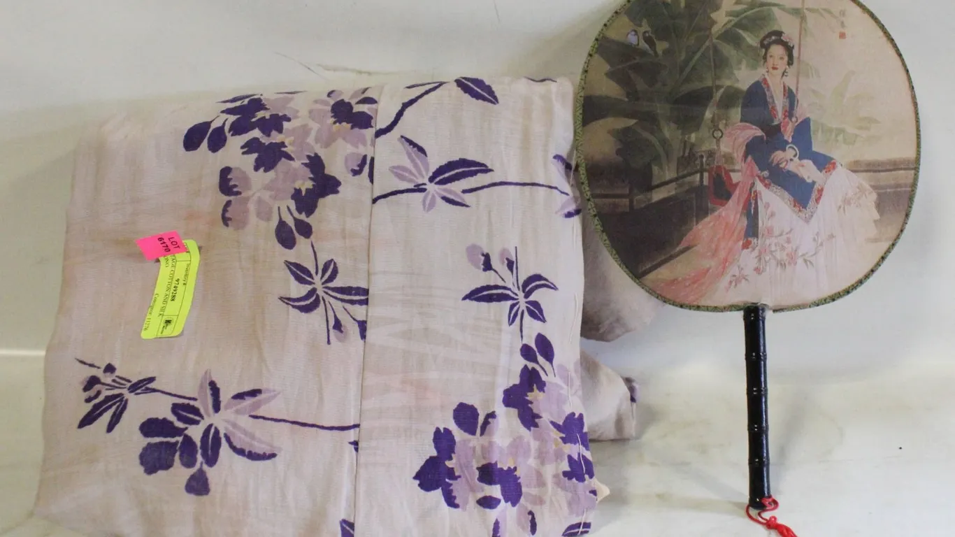 VINTAGE COTTON AND SILK KIMONO