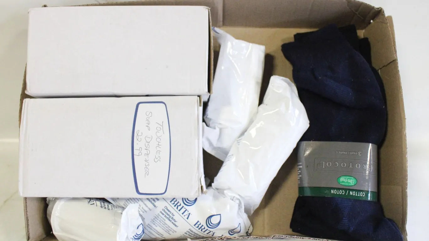 LOT OF HAND SOAP DISPENSERS, BRITA FILTERS & SOCKS