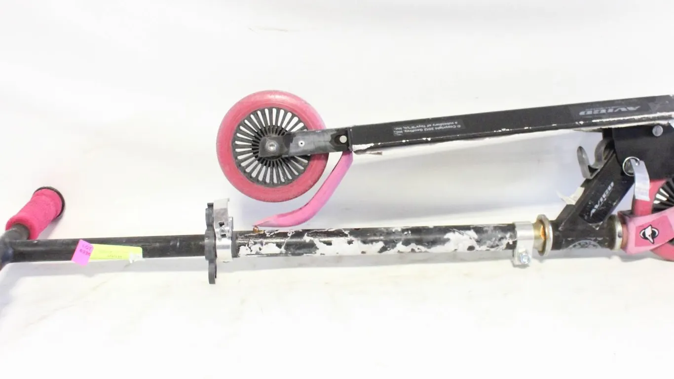 AVIGO SCOOTER KIDS SZ - USED