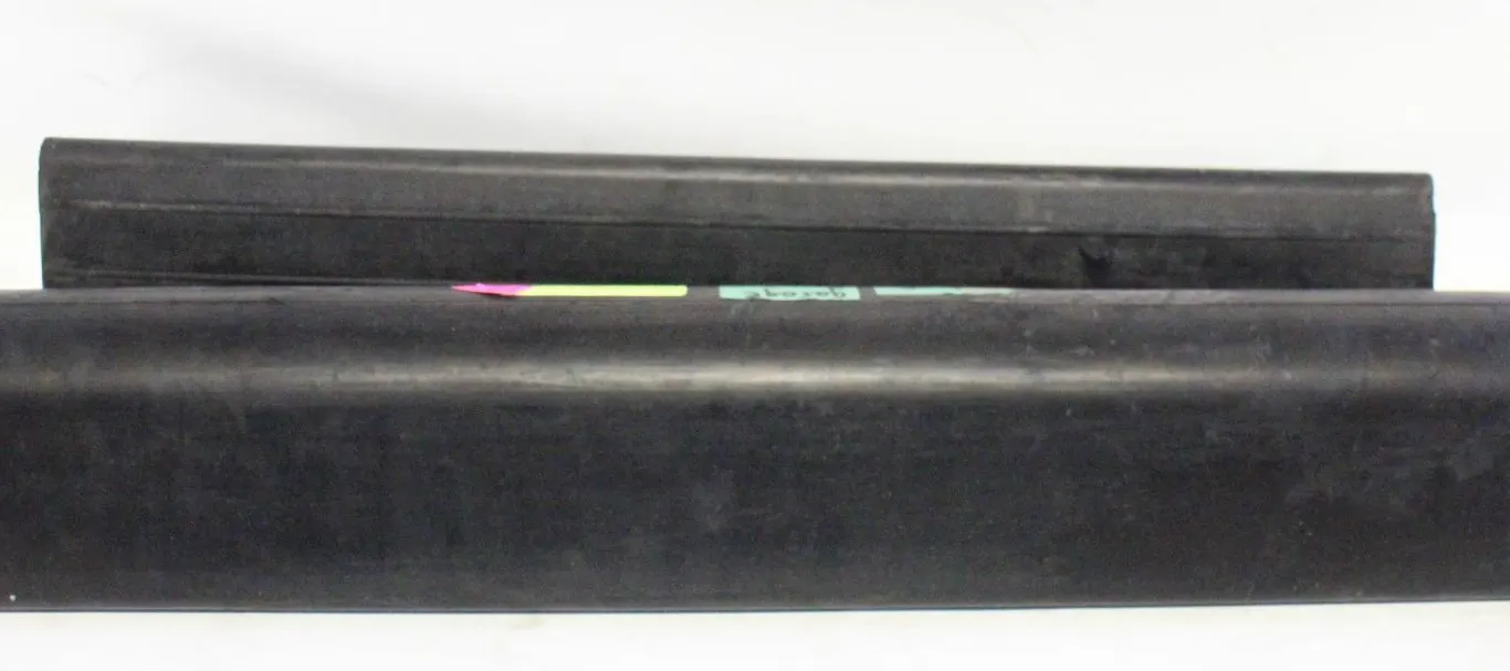 GARAGE FLOOR VEHICLE STOPS 2 RUBBER 22IN L