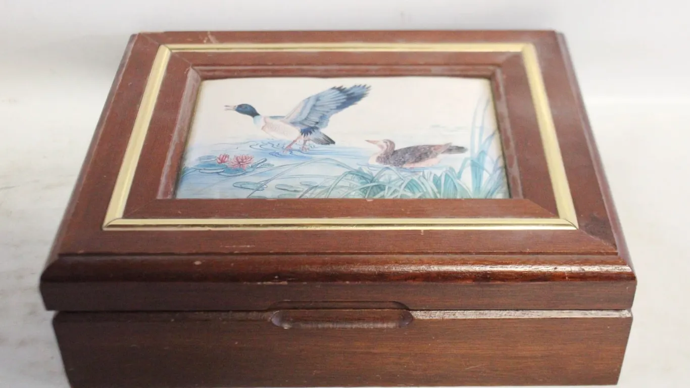 VINTAGE MALLARD DUCKS WOOD BOX