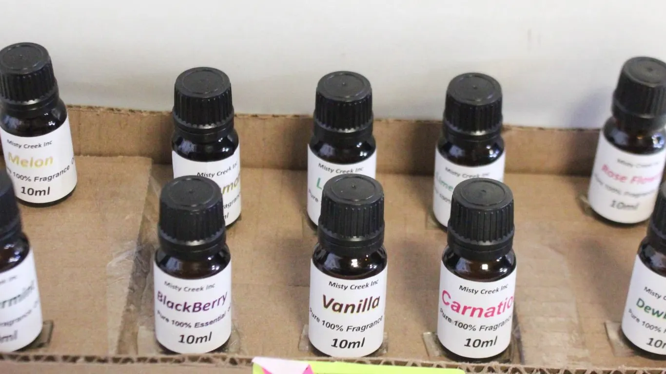 NEW 10 BOTTLES 10MLS FRAGRANCE OILS ASSORTED
