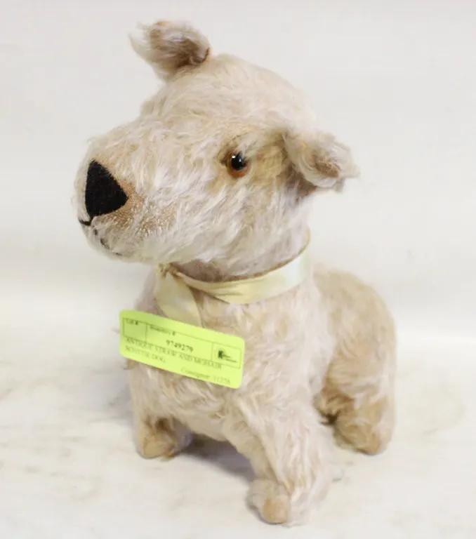 ANTIQUE STRAW AND MOHAIR SCOTTIE DOG