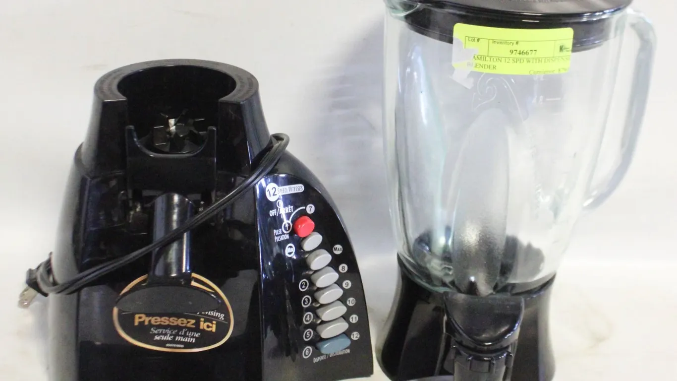 HAMILTON 12 SPD WITH DISPENSER BLENDER