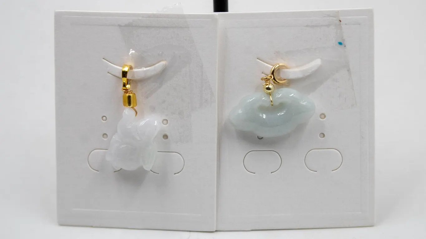 #169-NATURAL JADE JADEITE PENDANT 2PCS