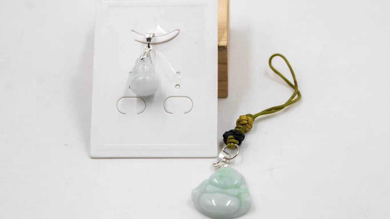 #103- NATURAL JADE JADITE PENDANT & CAR HANGER