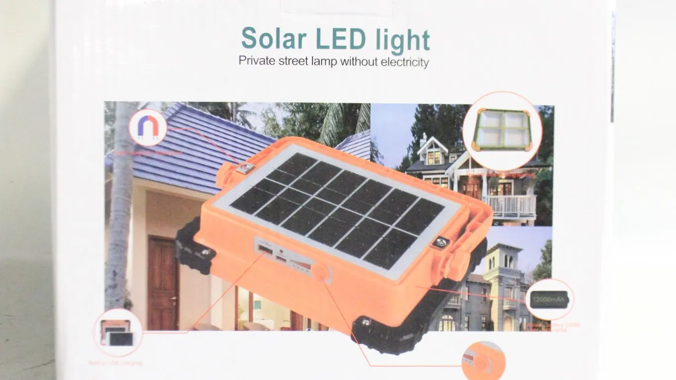 NEW MOTION SENSOR SOLAR FANCY OUTDOOR YARD LIGHT