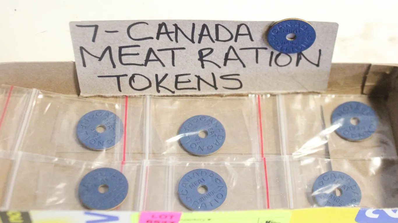 7 - CANADA MEAT RATION TOKENS WWII - 1940'S