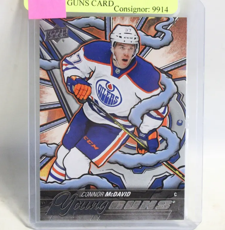 CONNOR MCDAVID RENEWED YOUNG GUNS CARD