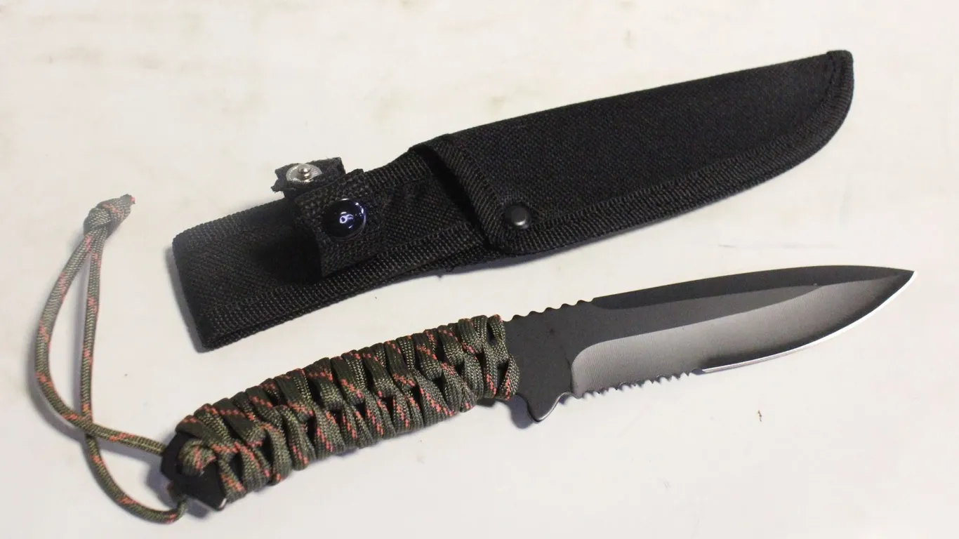 NEW SURVIVAL HUNTER SHIELD ARMY STYLE KNIFE