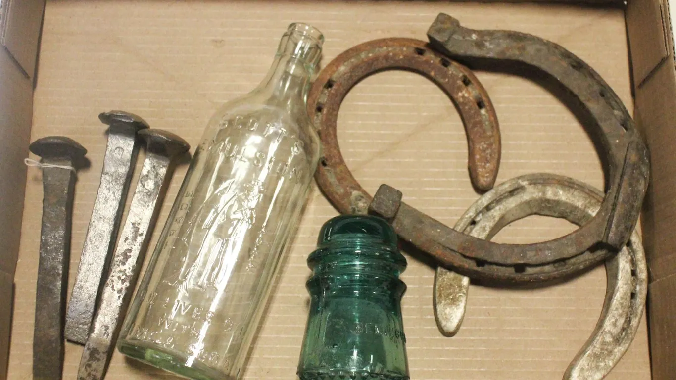 VTG SCOTT’s EMULSION BOTTLE,