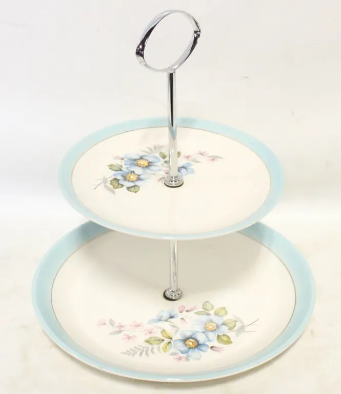 VINTAGE MCM BILTONS 2-TIERED CAKE STAND