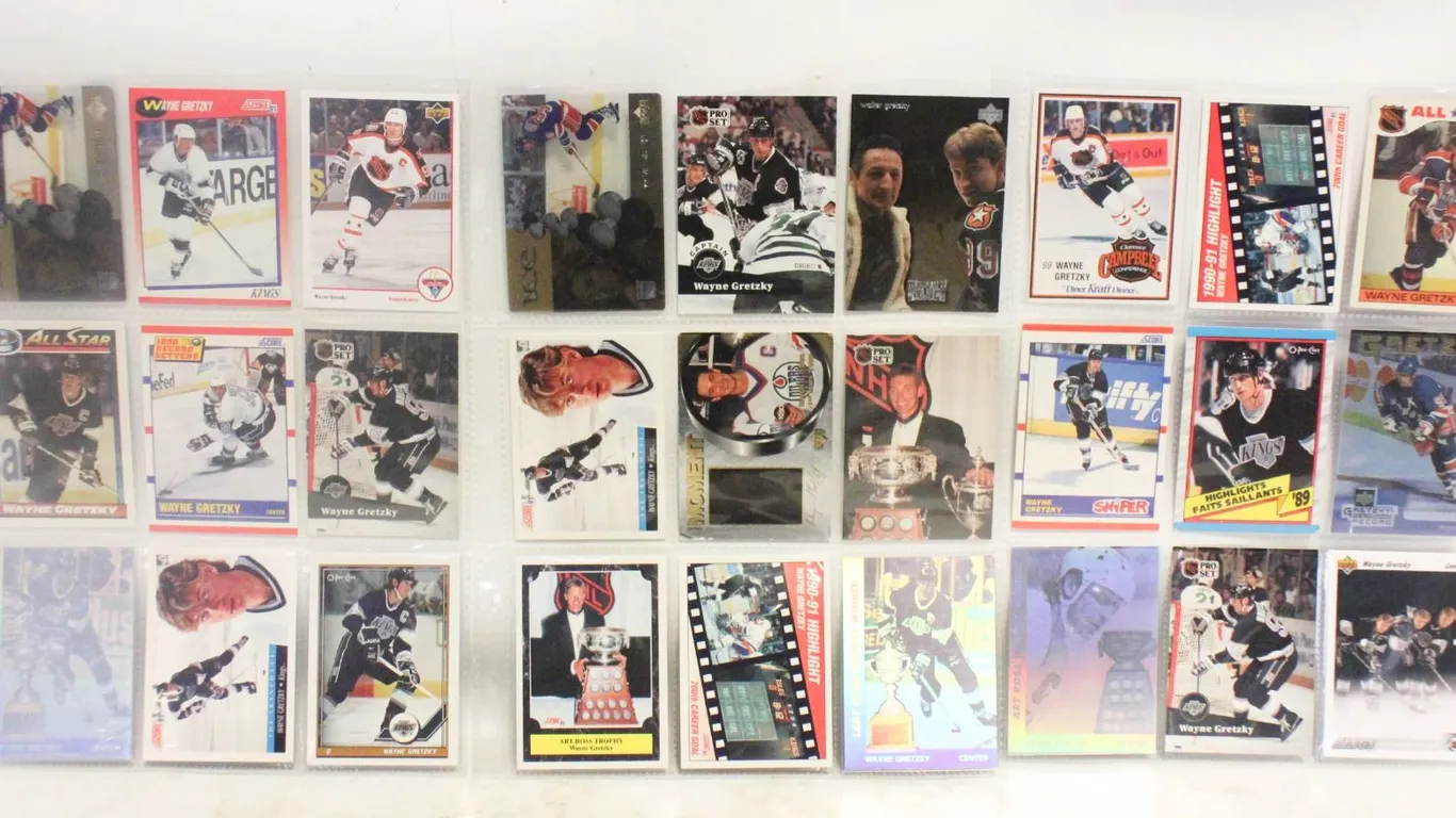 HOCKEY CARDS
