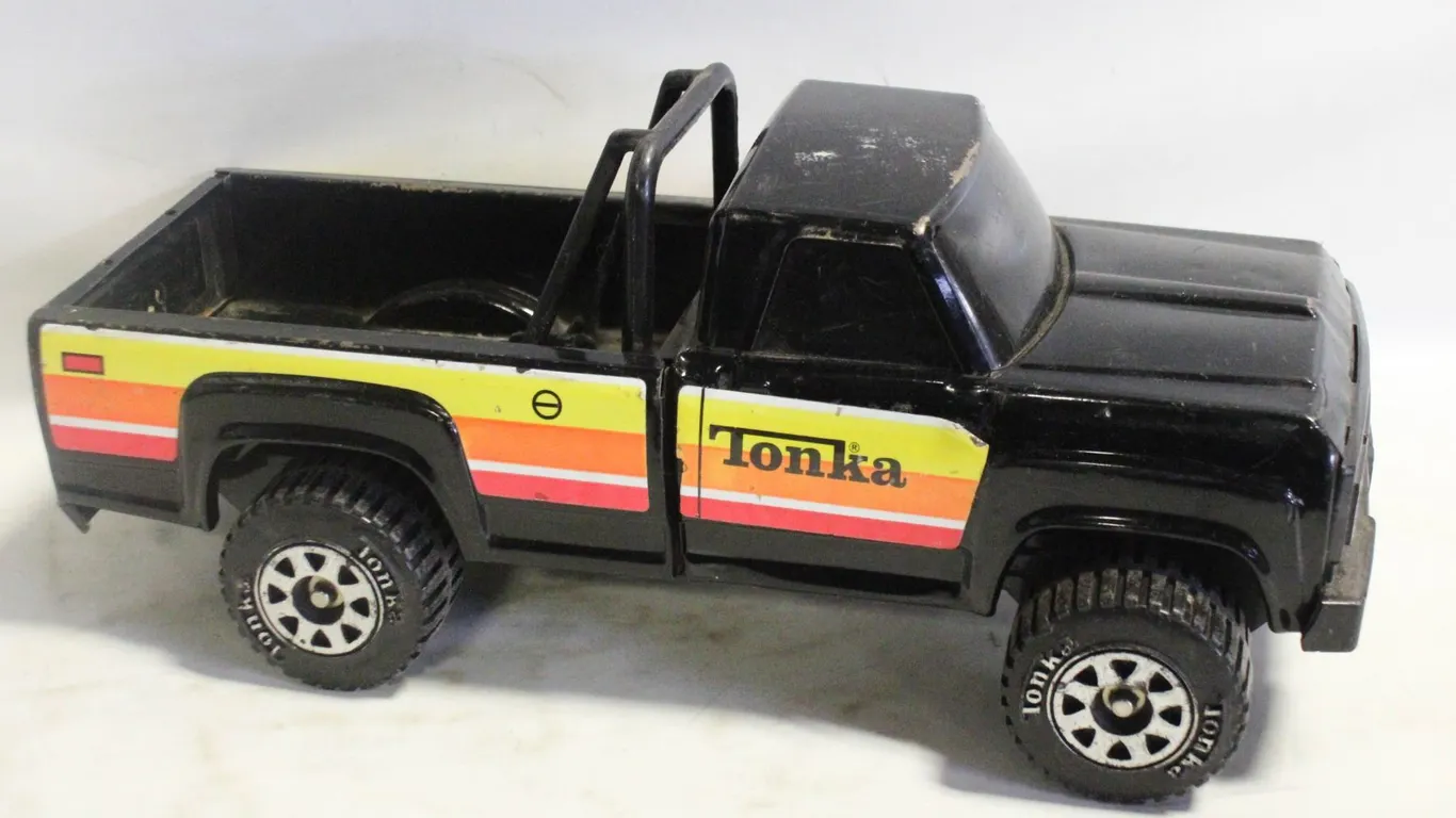 TONKA TRUCK VINTAGE