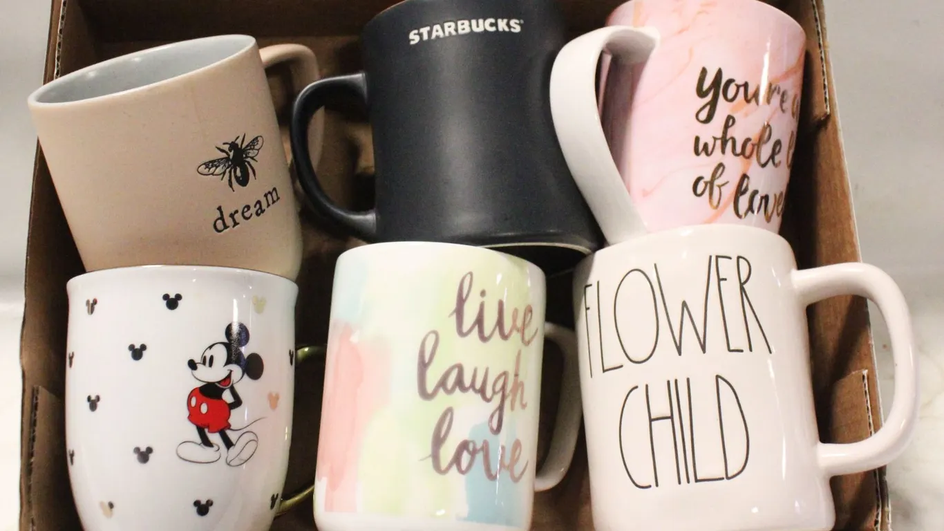 COLLECTION OF COFFEE MUGS