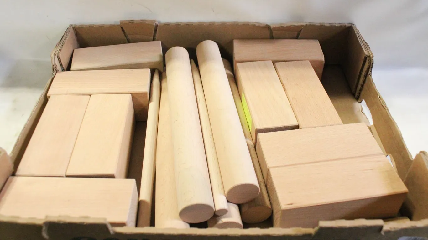 KING KUBB WOODEN BIRCH GAME FAMILY