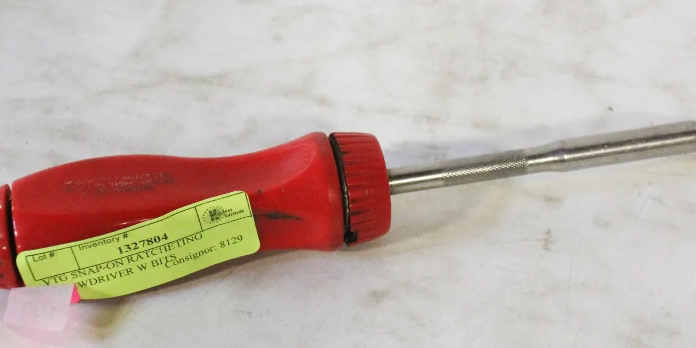 VTG SNAP-ON RATCHETING SCREWDRIVER W BITS