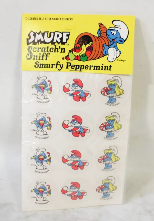 SEALED & UNPUNCHED VTG SMURF SCRATCH N SNIFF