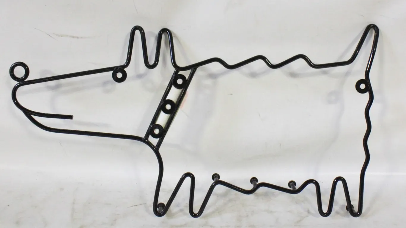 METAL DOG LEASH HANGER