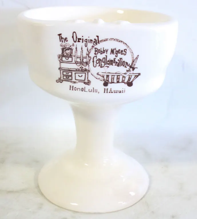 VINTAGE "BOBBY MCGEE'S HAWAII" DRINK "SINK"