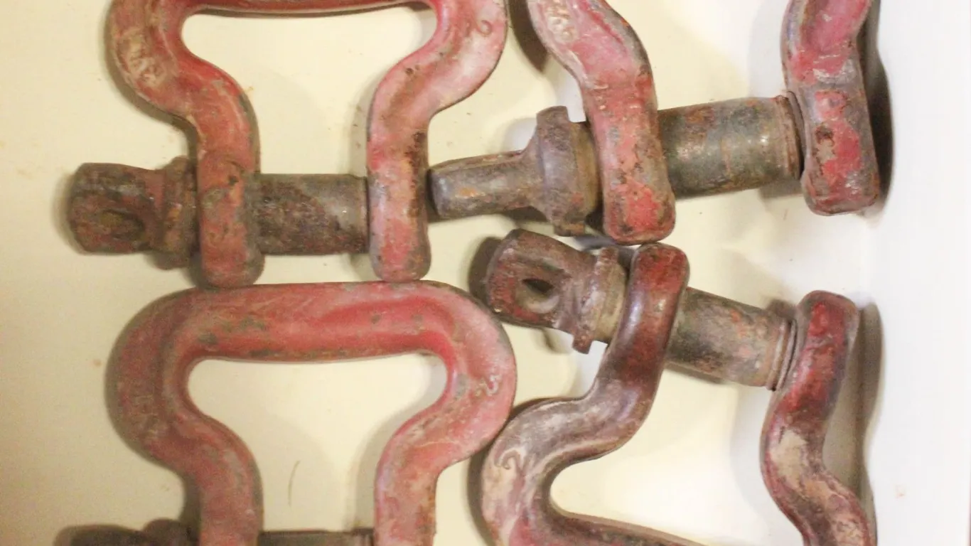 SLING SHACKLES CROSBY 3-1/2T , 4-1/2T