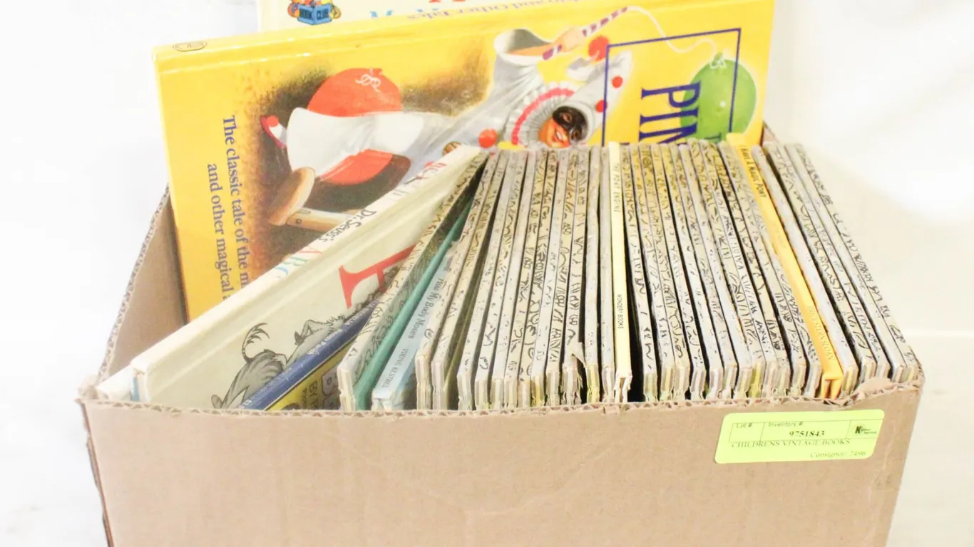 CHILDRENS VINTAGE BOOKS