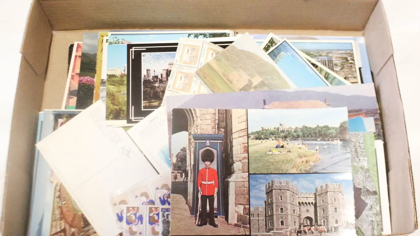 ESTATE VINTAGE POSTCARD COLLECTION WIDE VARIETY