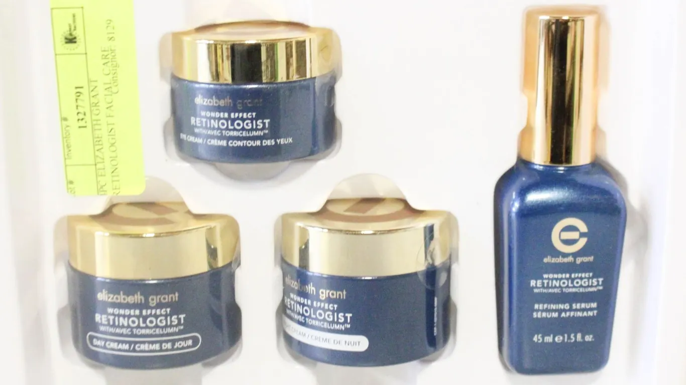 4PC ELIZABETH GRANT RETINOLOGIST FACIAL CARE