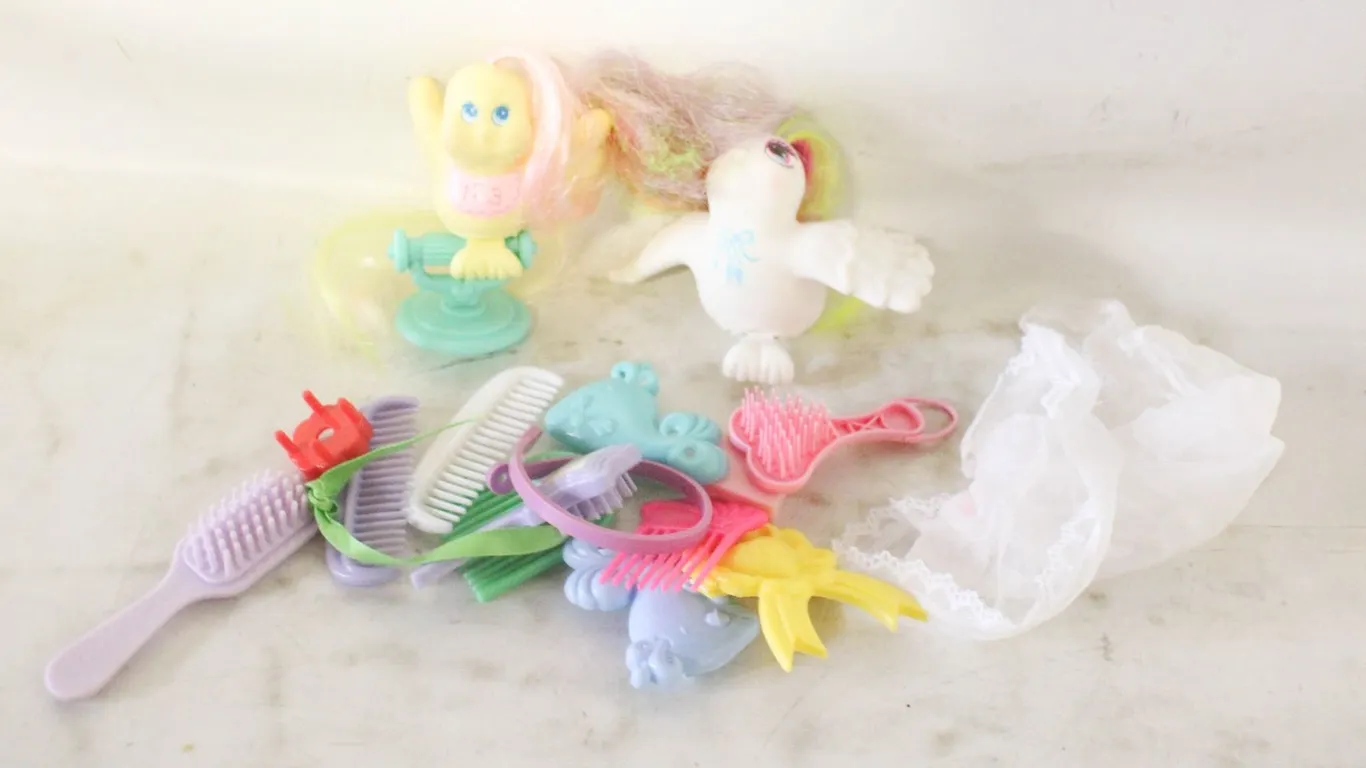 VTG 1987 MY LITTLE PONY FAIRY TALES & ACCESS.