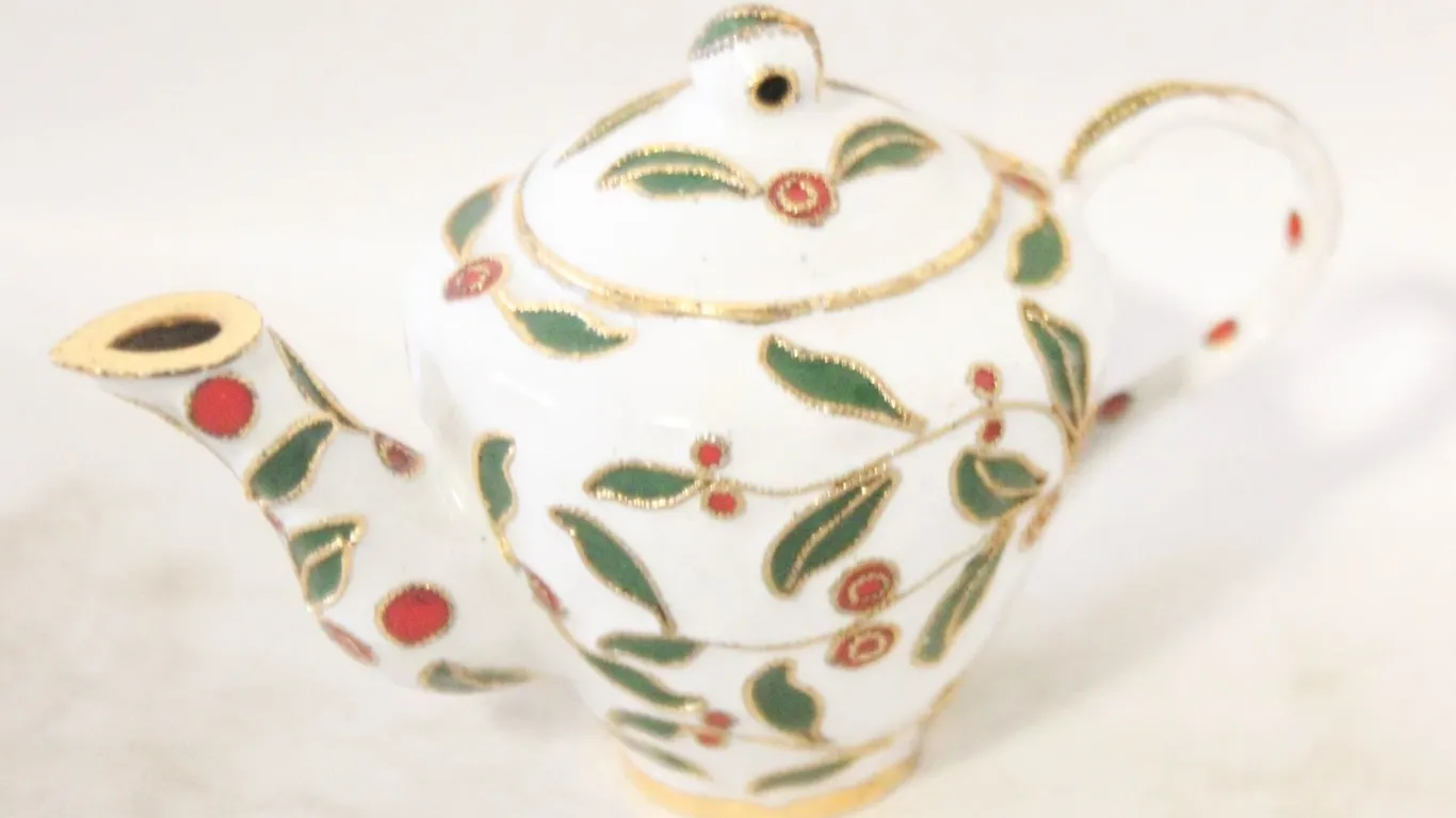 VTG MINI GENUINE CLOISONNE TEAPOT ON ENAMEL