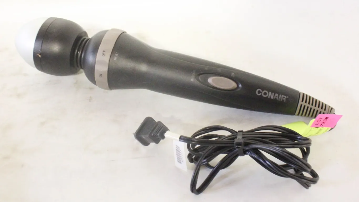 CONAIR BODY WAND MASSSAGER W/HEAT 2 SETTINGS